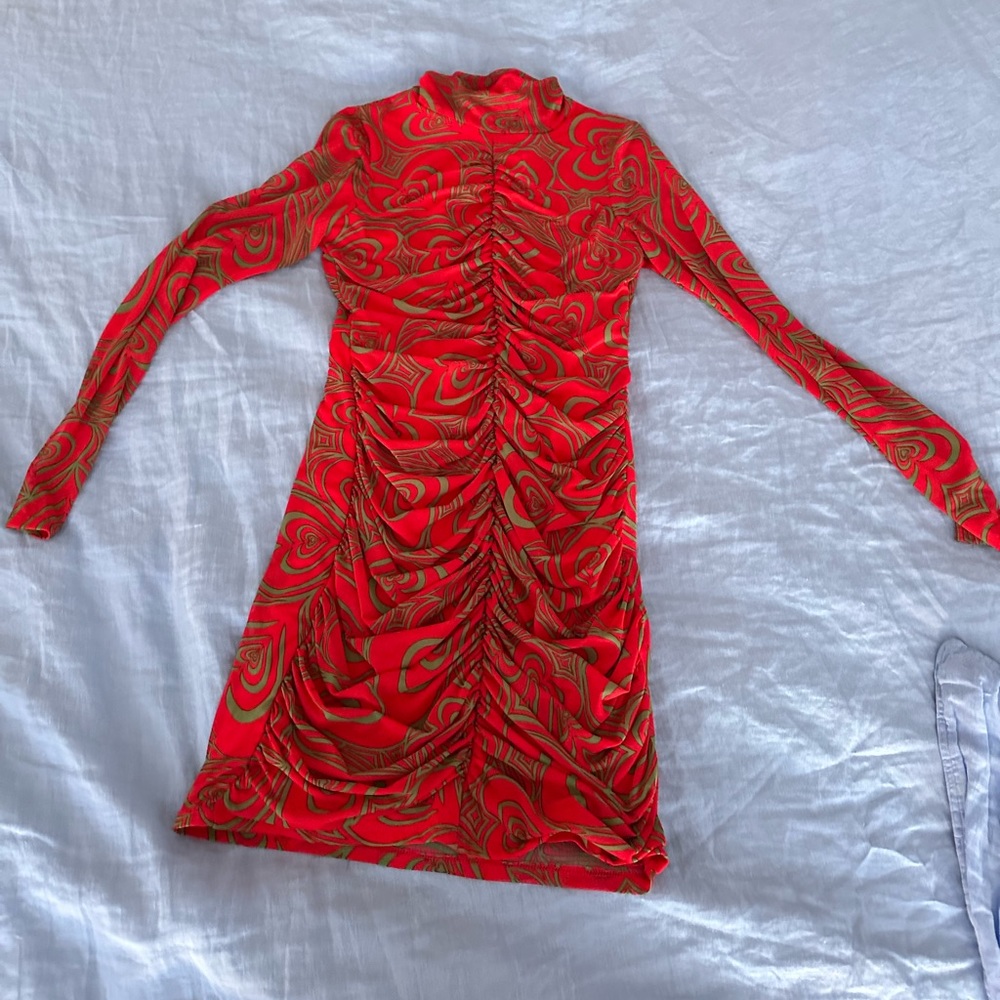 Lisa Says Gah dress